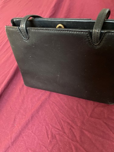 Damenhandtasche schwarz leder